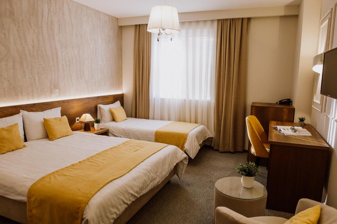 Hotel Kapri Bitola Bagian luar foto