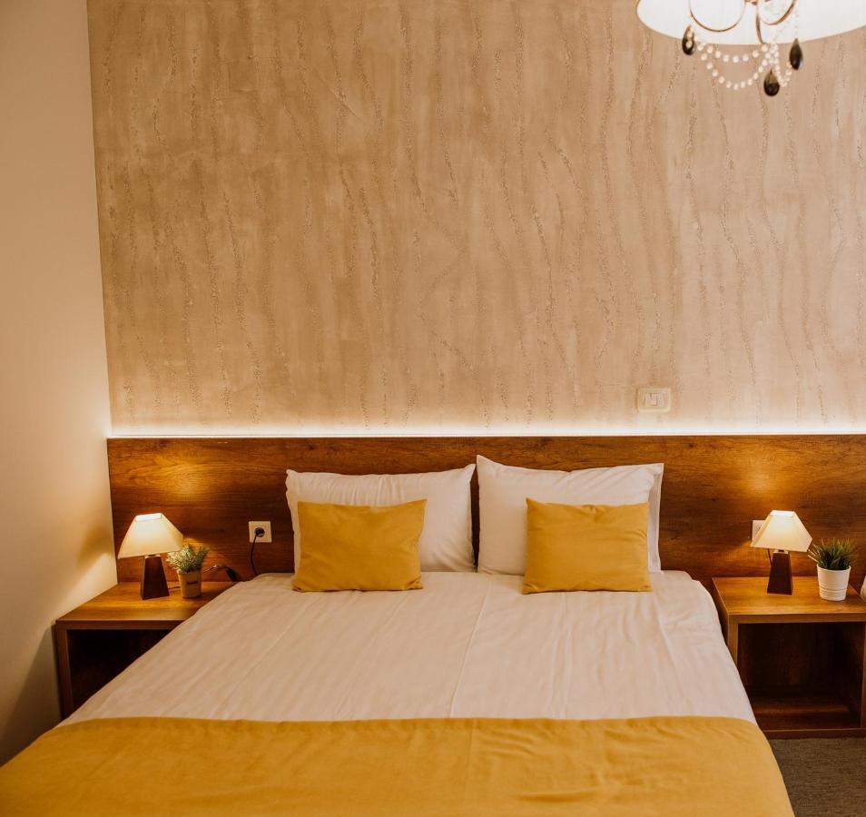 Hotel Kapri Bitola Bagian luar foto