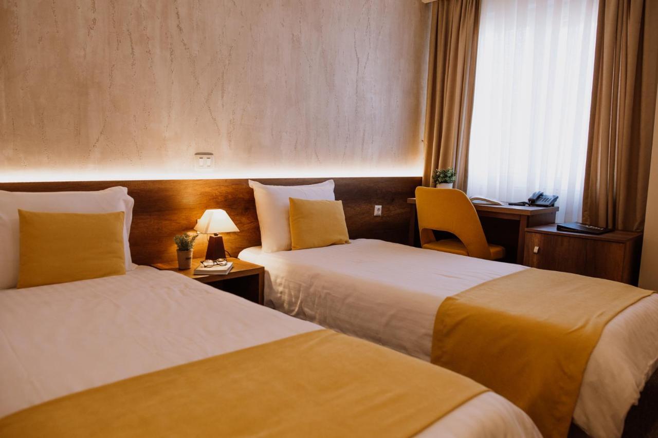 Hotel Kapri Bitola Bagian luar foto