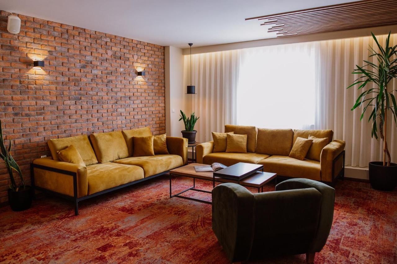 Hotel Kapri Bitola Bagian luar foto